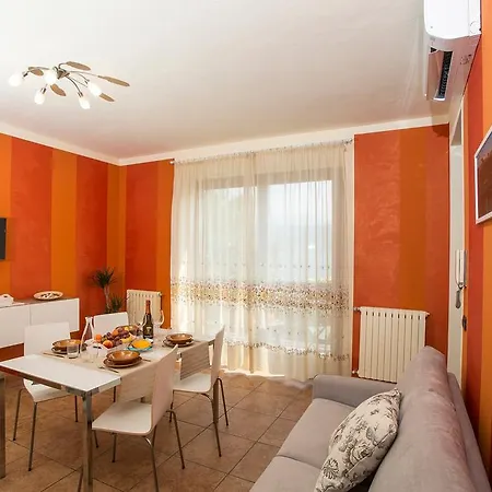 Casa Vacanze La Nautica Baveno Exterior photo
