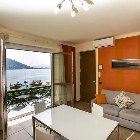 Casa Vacanze La Nautica Baveno Exterior photo