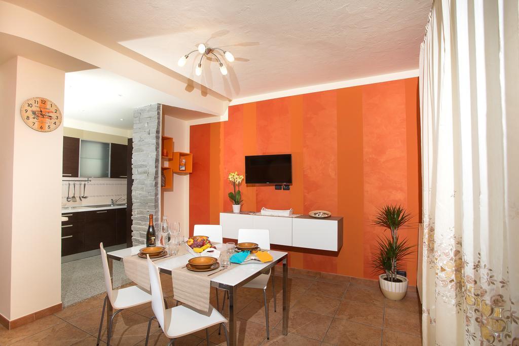 La Nautica Apartment *
